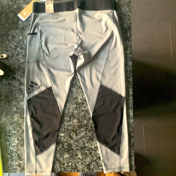 Adidas new w tags mid rise 7/8 tights with 2 in wide elastic waistband - Picture 3 of 5